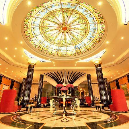 Red Castle Hotel Szardża Zewnętrze zdjęcie