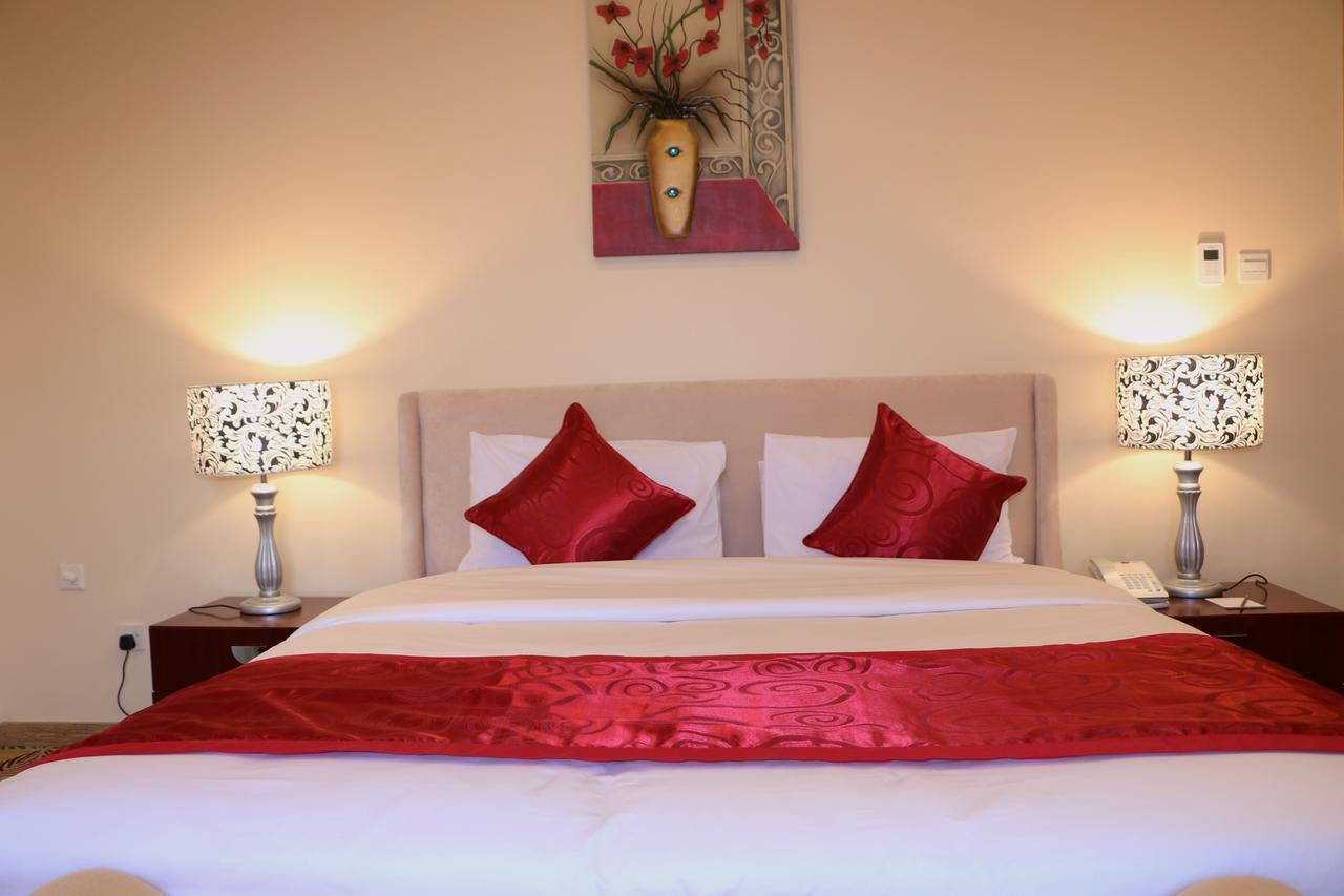 Red Castle Hotel Szardża Zewnętrze zdjęcie