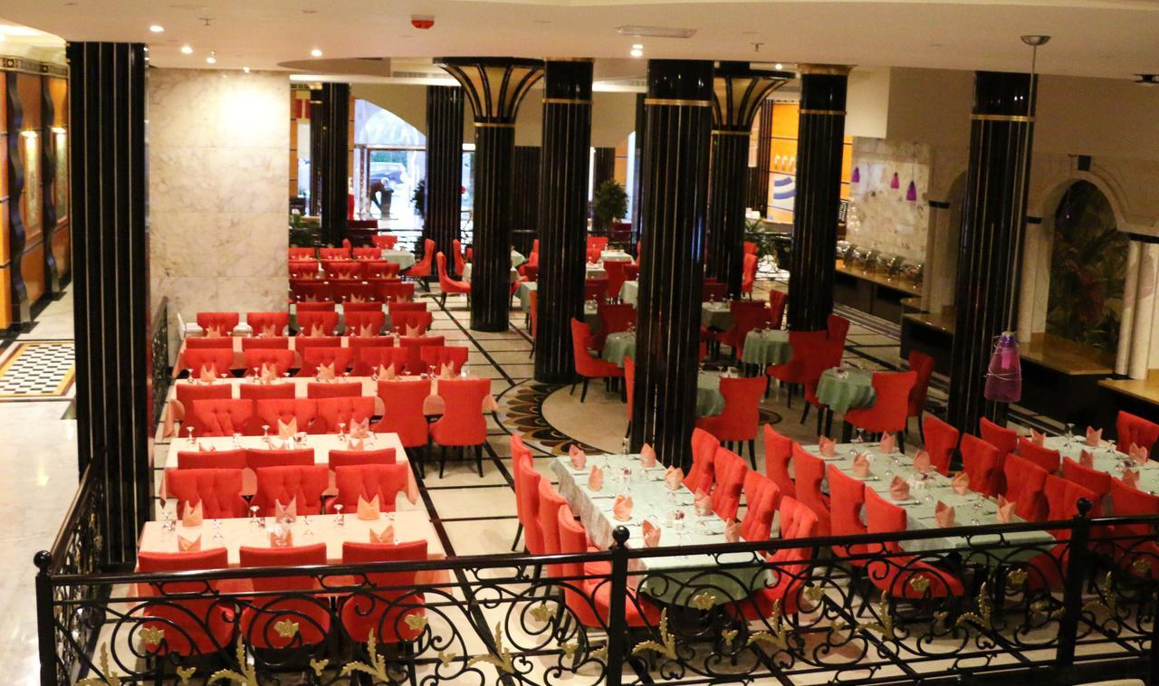 Red Castle Hotel Szardża Zewnętrze zdjęcie