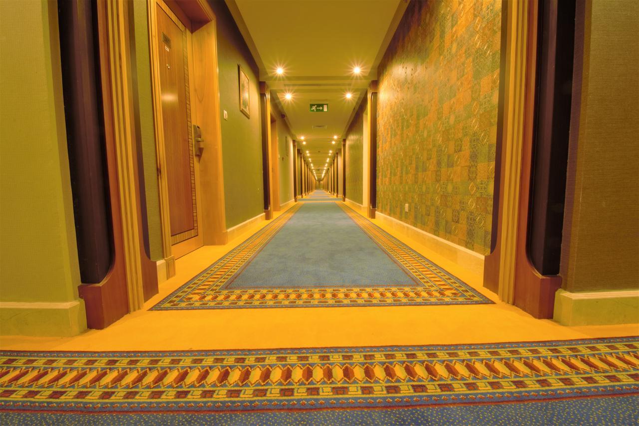 Red Castle Hotel Szardża Zewnętrze zdjęcie