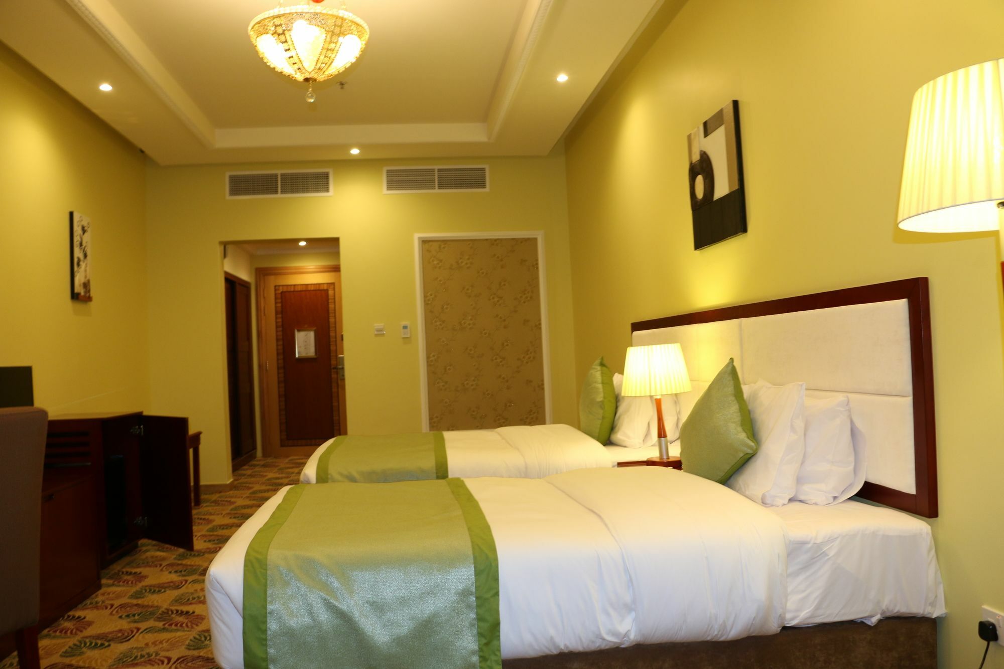 Red Castle Hotel Szardża Zewnętrze zdjęcie