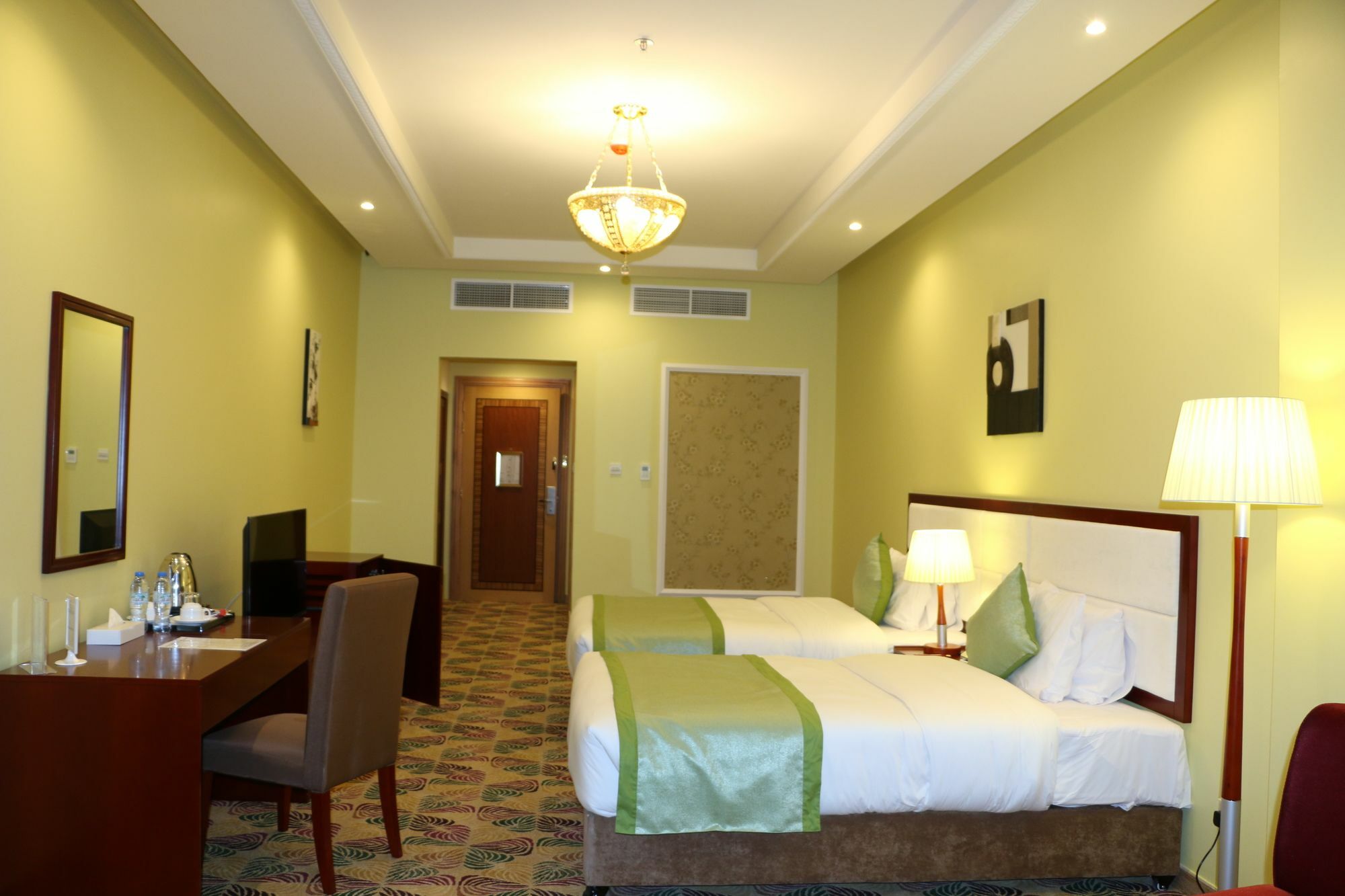 Red Castle Hotel Szardża Zewnętrze zdjęcie