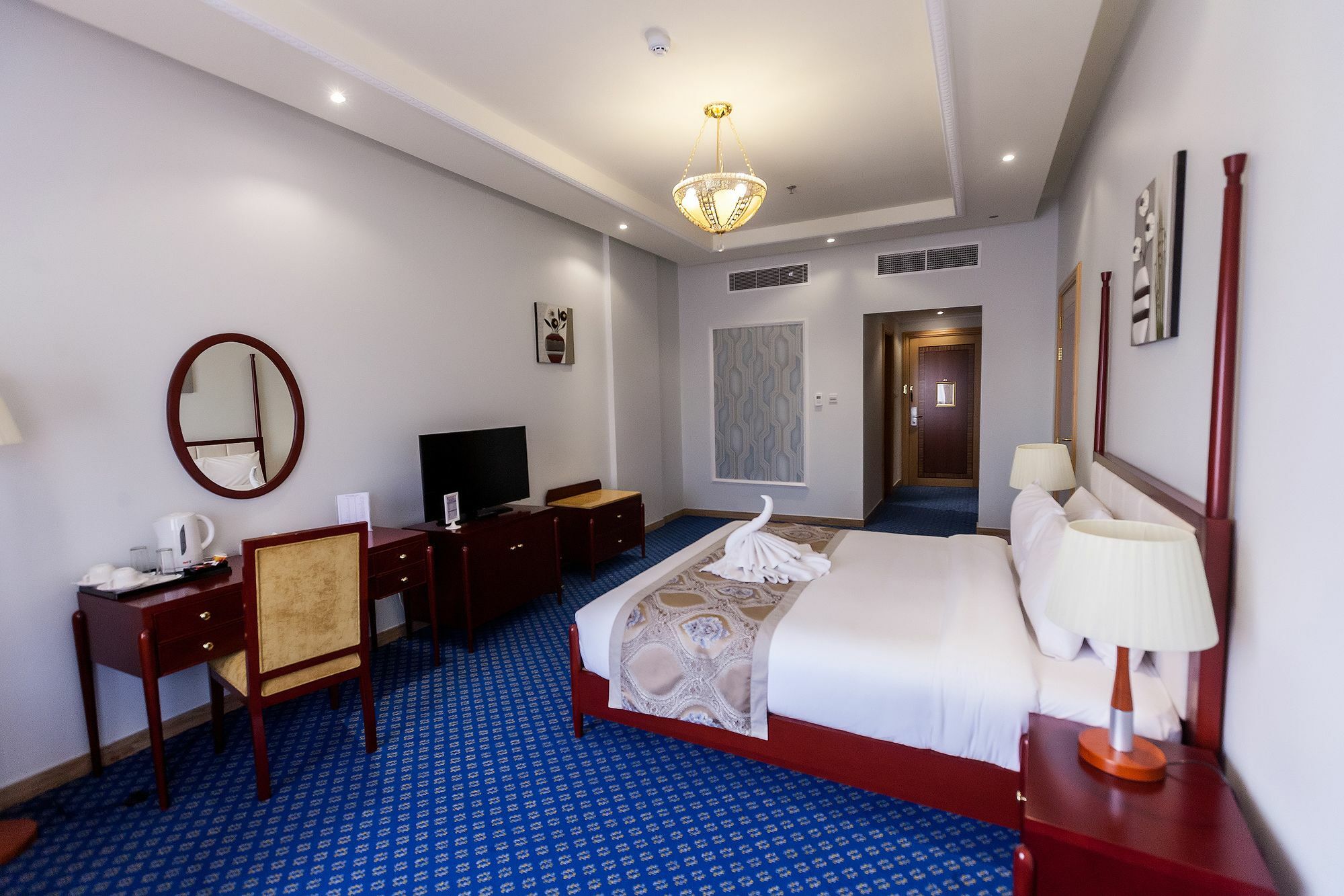 Red Castle Hotel Szardża Zewnętrze zdjęcie